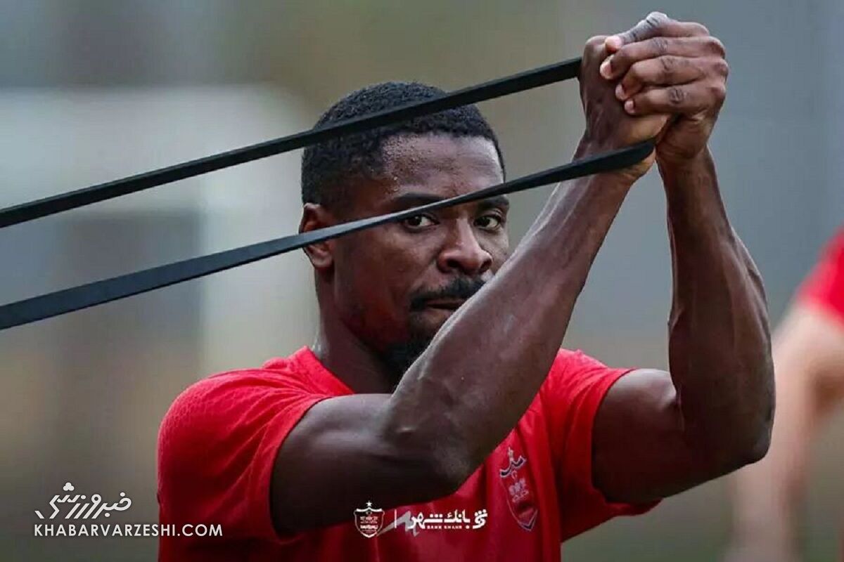 بازگشت رسمی سرژ اوریه؛ کارت بازی ستاره ساحلعاجی پرسپولیس صادر شد بازگشت رسمی سرژ اوریه؛ کارت بازی ستاره ساحلعاجی پرسپولیس صادر شد