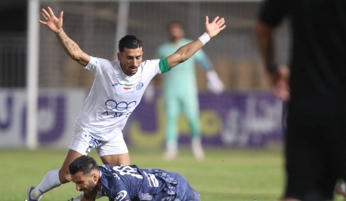 آلترناتیو رامین رضاییان، کاپیتان جدید استقلال شد آلترناتیو رامین رضاییان، کاپیتان جدید استقلال شد