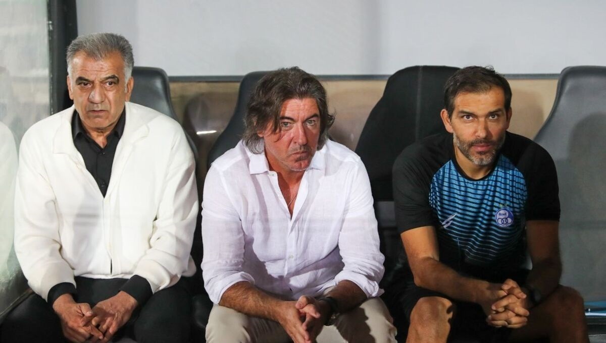 قول و قرار هواداران استقلال با ساپینتو در ورزشگاه! قول و قرار هواداران استقلال با ساپینتو در ورزشگاه!