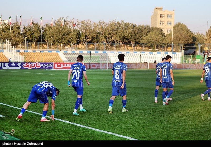 غیبت 4 بازیکن استقلال در بازی با الوحدات غیبت 4 بازیکن استقلال در بازی با الوحدات