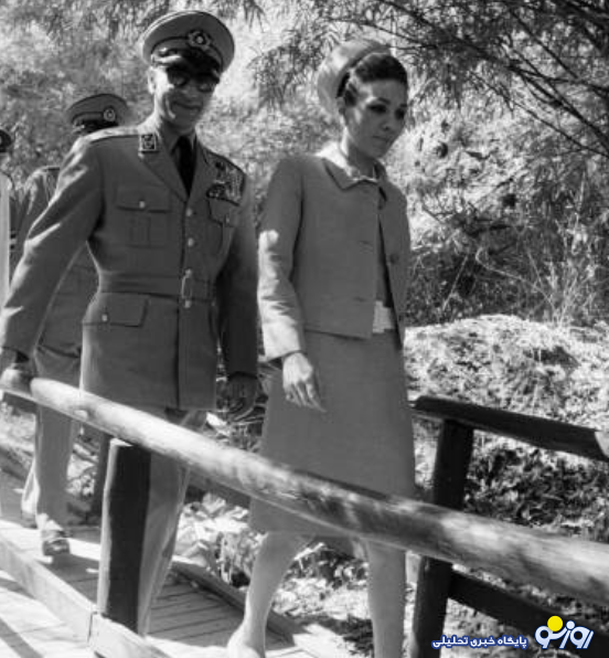 قدم زدن محمدرضا پهلوی و فرح دیبا ۵۸ سال پیش در بانکوک قدم زدن محمدرضا پهلوی و فرح دیبا ۵۸ سال پیش در بانکوک