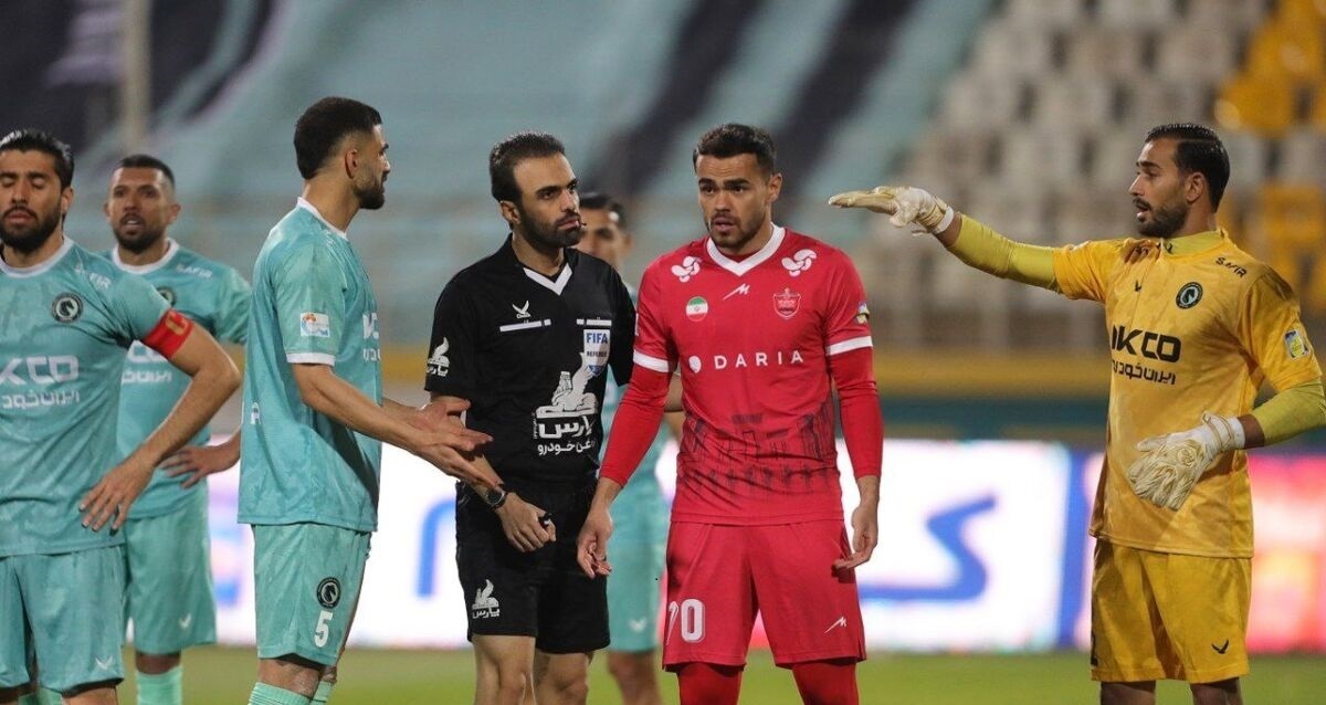 مأموریت وسوسهانگیز اورونوف در دیدار پرسپولیس و آلومینیوم مأموریت وسوسهانگیز اورونوف در دیدار پرسپولیس و آلومینیوم