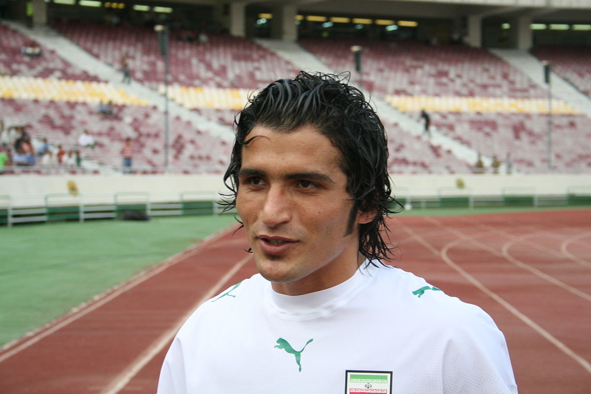 خجالت نمیکشی آقای عقل کل؛ حمله کاظمیان به جواد خیابانی / عکس خجالت نمیکشی آقای عقل کل؛ حمله کاظمیان به جواد خیابانی / عکس