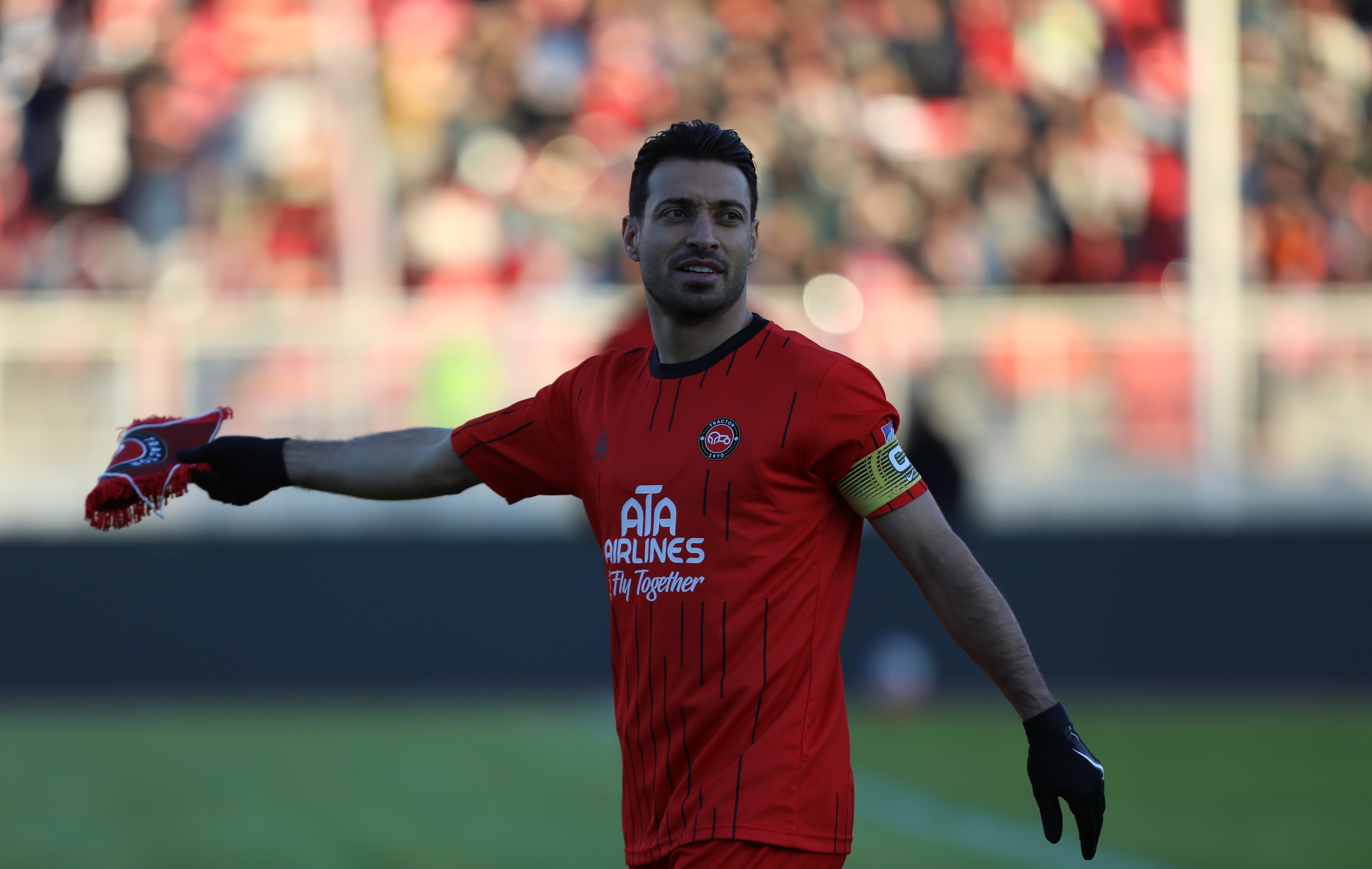 شجاع خلیل زاده و درس مهم به محمدامین کاظمیان با تلافی تمسخرآمیز حرکتش؛ هر وقت بازی تمام شد، کری بخوان!/ عکس شجاع خلیل زاده و درس مهم به محمدامین کاظمیان با تلافی تمسخرآمیز حرکتش؛ هر وقت بازی تمام شد، کری بخوان!/ عکس