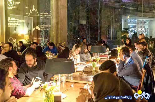 وقتی کافهها، بهانه جدال بر سر آینده سیاسی ایران میشوند وقتی کافهها، بهانه جدال بر سر آینده سیاسی ایران میشوند