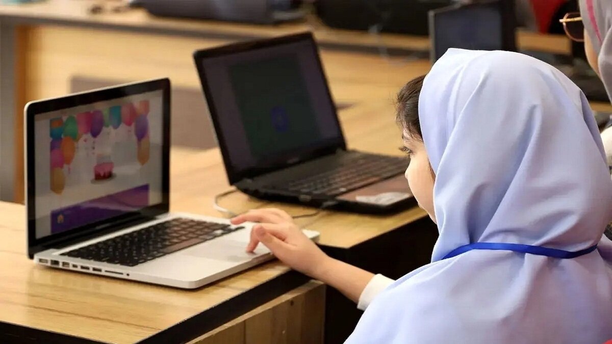 هشدار درباره عادی‌سازی تعطیلی مدارس؛ ۸۰ درصد آموزش مجازی عملا تعطیل است/ دانش‌آموز اغلب خواب است/چرا دولت از آموزش غیرحضوری استقبال می‌کند؟
